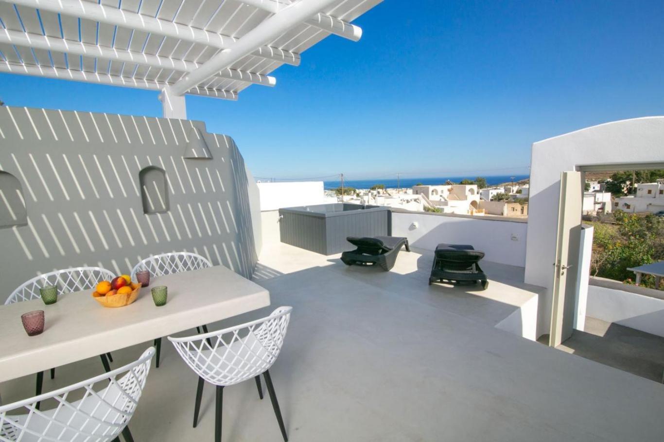 Shades Of White Villas Emporio  Экстерьер фото
